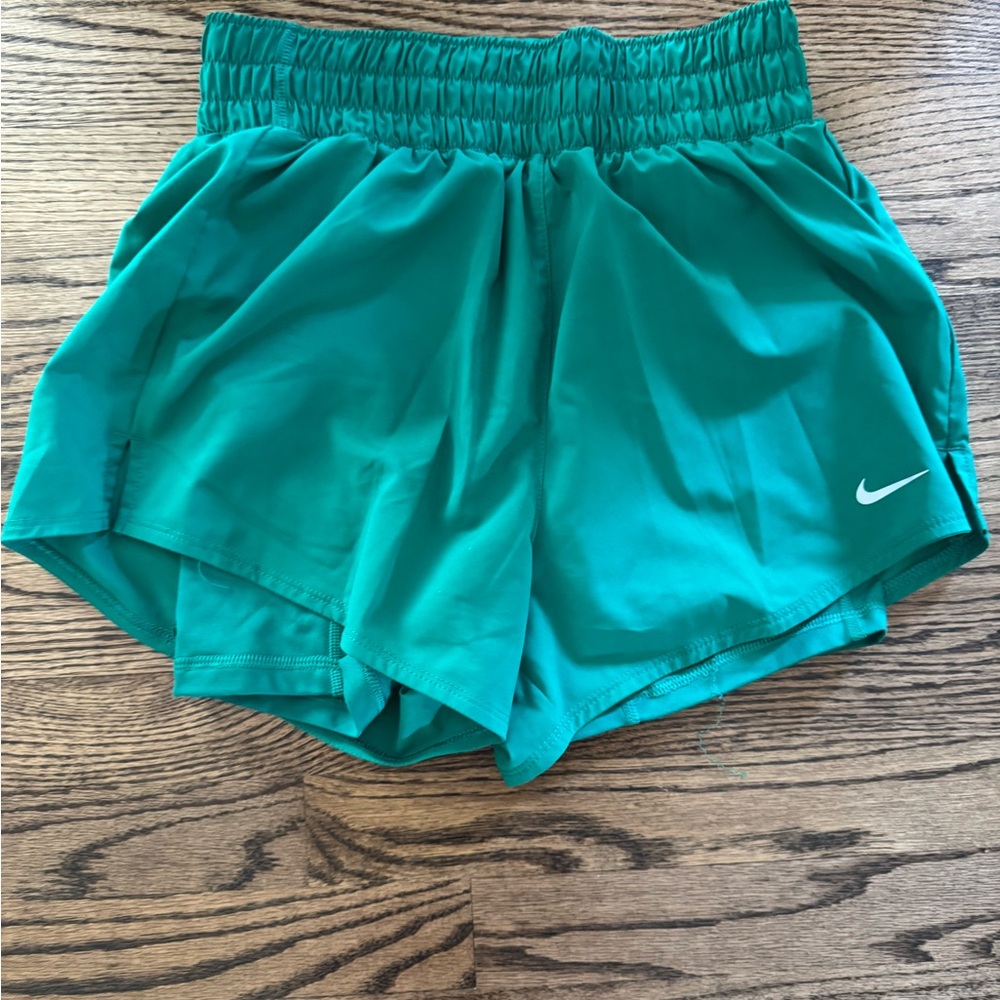 Nike Women's Green Athletic Shorts, size xs